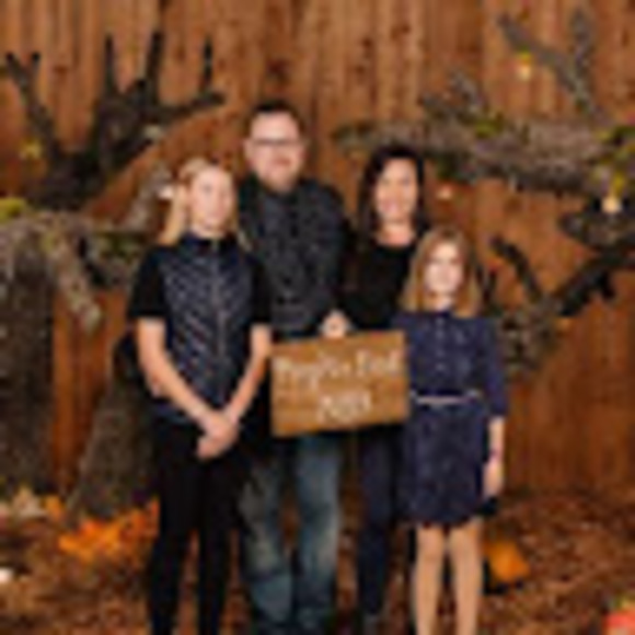 Meet your Posher, Gary - Picture 1 of 1